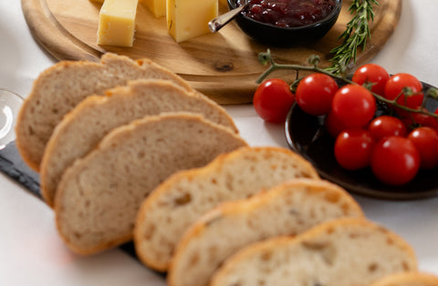 Zwiebel-Schinken-Brot, frisches Brot zum fertigbacken - 750g