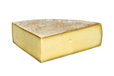 Bergkäse, milder Bergalmkäse aus Österreich, 6 Monate gereift